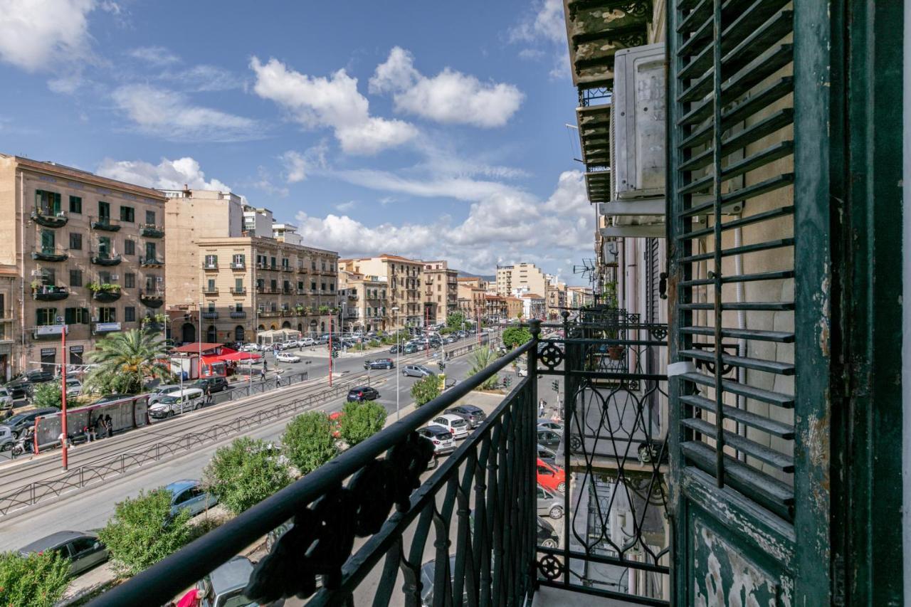 팔레르모 Corso Dei Mille Station Flat With Balcony 아파트 외부 사진