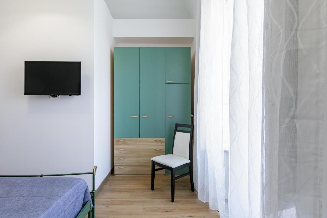 팔레르모 Corso Dei Mille Station Flat With Balcony 아파트 외부 사진