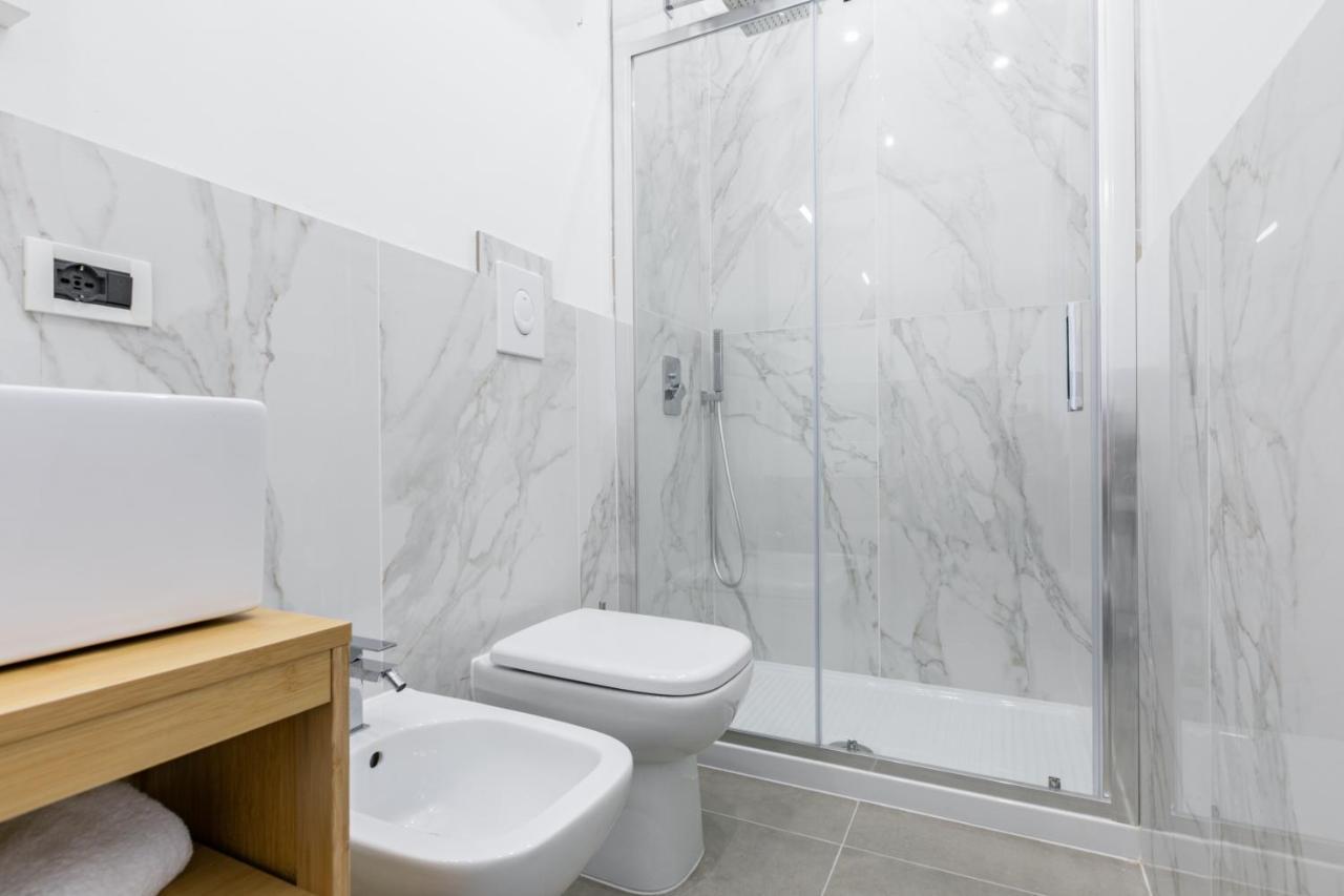 팔레르모 Corso Dei Mille Station Flat With Balcony 아파트 외부 사진